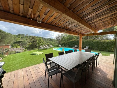 Villa with private pool for 12 in Golfe de Saint Tropez