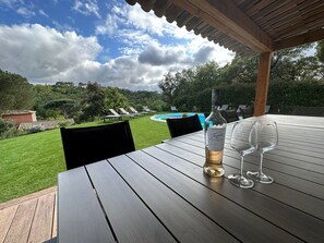 Outdoor dining - Villa with private pool for 12 in Golfe de Saint Tropez (Cogolin)