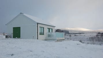 Panoramic-Ferienhaus, eigenes Bad, Bergblick | Garten