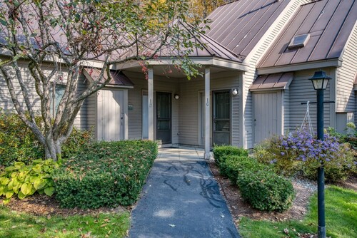 Modern Village, Community Pool - Newton Village 1C