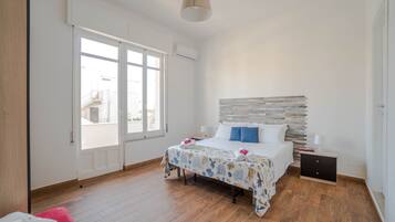 2 chambres, fer et planche Ă repasser, Wi-Fi gratuit, draps fournis