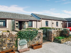 Exterior - 2 bedroom accommodation in Parkside, Cleator Moor (Parkside, Cleator Moor)