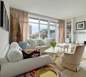 Living area - Ferienwohnung mit Kamin (Westerland)