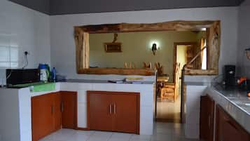 Cottage | Private kitchen | Electric kettle
