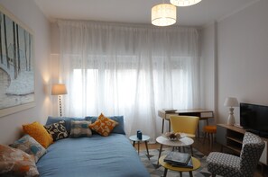 1 chambre, fer et planche à repasser, Wi-Fi gratuit, draps fournis