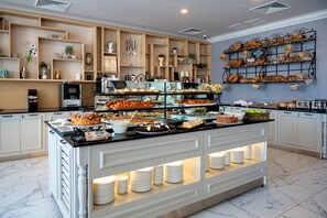 Desayuno estilo bufé