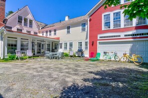 Exterior - 6 Bed 6 Bath | Hot Tub | Arcade | 16 min Okemo (Weston)