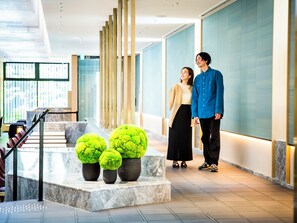 Interior entrance - Hyatt Place Kyoto (Kyoto)