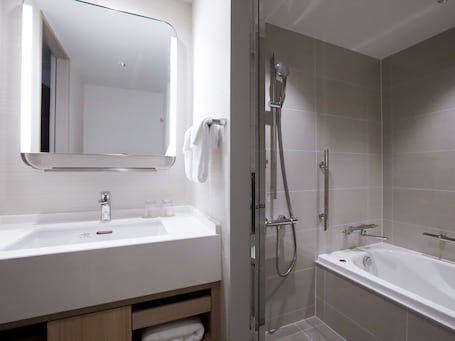 Hyatt Place Kyoto - Image 62