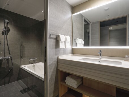 Hyatt Place Kyoto - Image 29