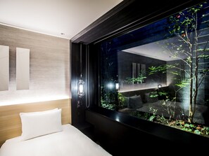 Deluxe Room, 2 Single Beds, Bathtub | Balcony view - Hyatt Place Kyoto (Kyoto)