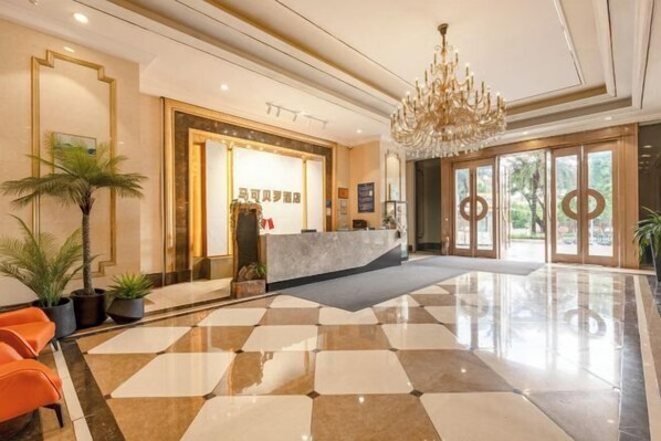 Lobby lounge - Marco Polo Hotel (Jiangmen Wanda Plaza) (Jiangmen)