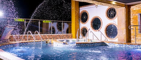 Piscine couverte