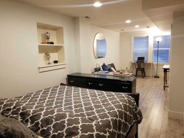 1 chambre, fer et planche à repasser, Wi-Fi gratuit, draps fournis