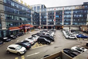 Property grounds - Lavande Hotel (Shenzhen Airport Fuyong Metro Station) (Shenzhen)