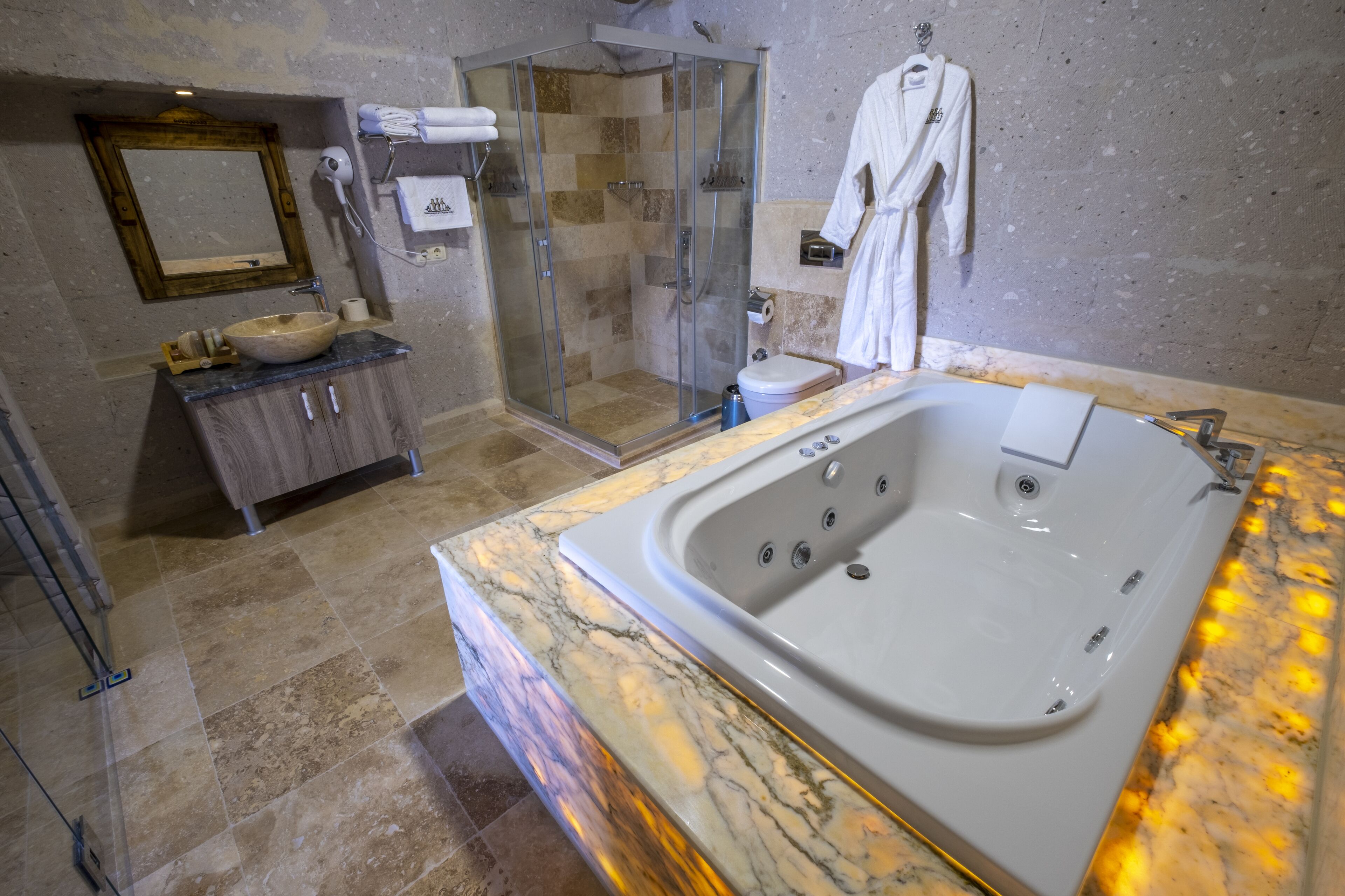 Foto - Underground Cave Suites Hotel