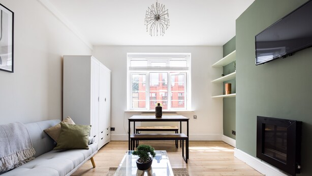 Interior - Modern Two Bedroom Apartment (London)