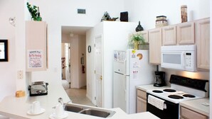 獨棟房屋, 2 張加大雙人床 (Andy's Westridge Villa) | 私人廚房