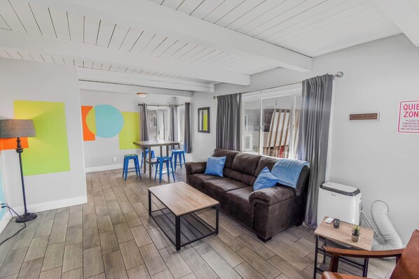 Televisor i oficines