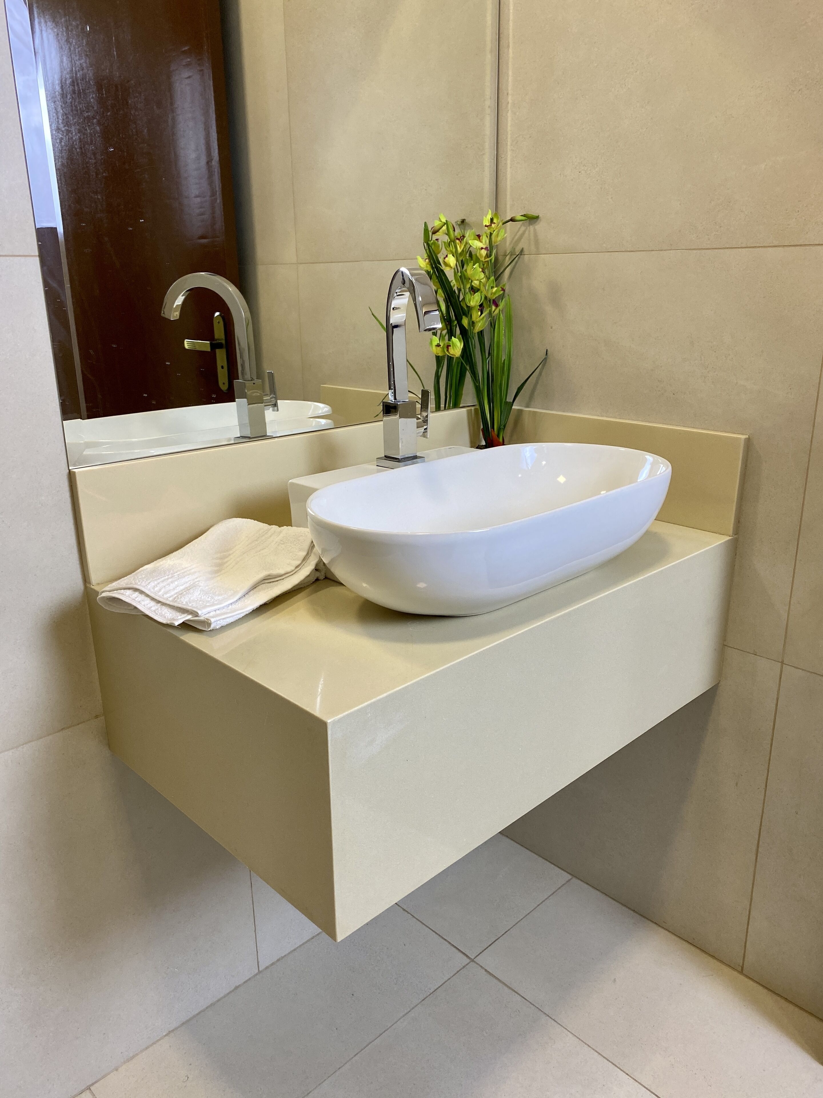 comfort apartment | bathroom | shower, hair dryer, towels, toilet paper