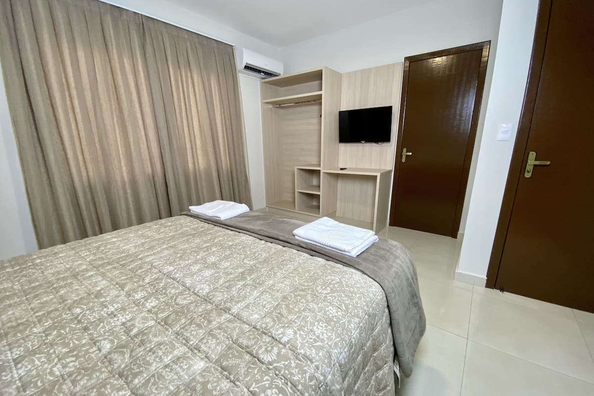 Comfort Apartment | Free WiFi, bed sheets