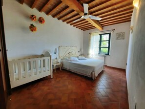 1 bedroom, iron/ironing board, WiFi