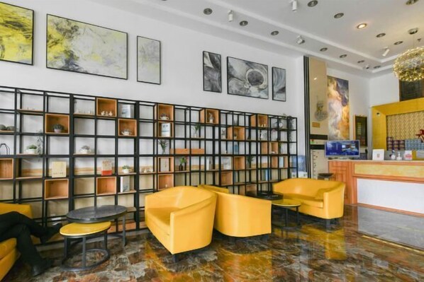 Interior - Haitao Hotel (Zhaoqing Seven Star Rock Archway Scenic Spot) (Zhaoqing)