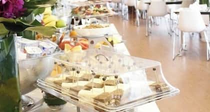 Haitao Hotel (Zhaoqing Seven Star Rock Archway Scenic Spot)