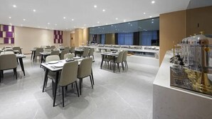 Dining - Lavande Hotel(Guangzhou Baiyun Airport Shuguang Road) (Guangzhou)