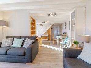 Fernseher, Kamin