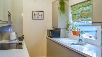 Dishwasher, highchair