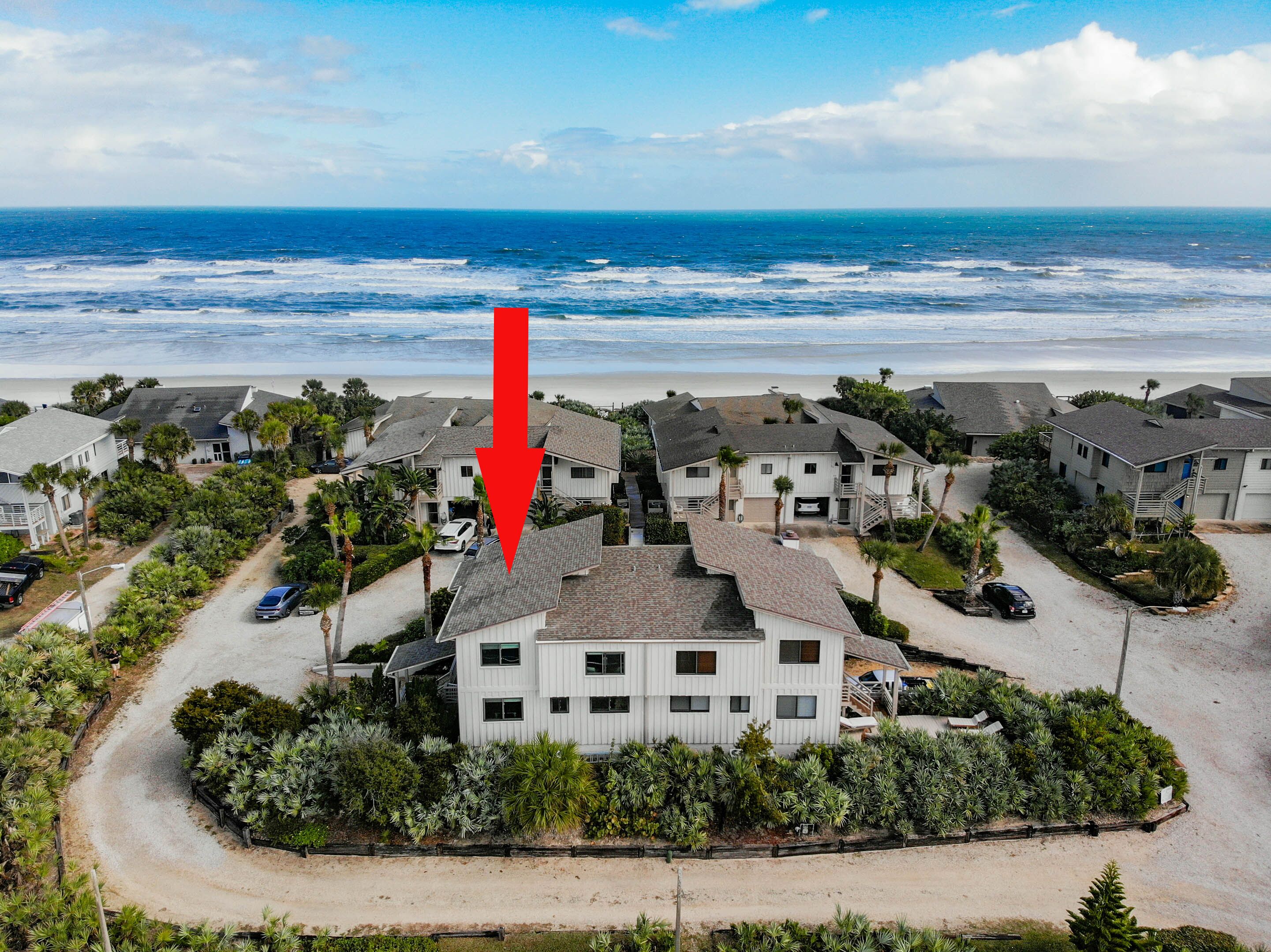 Octopus Garden, A Luxurious Townhome Overlooking Pool!  Ocean Views!
