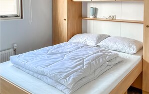 2 bedrooms, free WiFi
