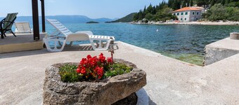 Amazing apartment in Blace with house sea view