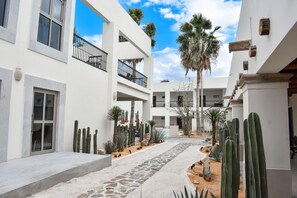 45-inch Smart TV with cable channels, TV