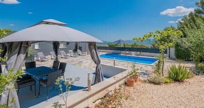 Lovely home in Imotski