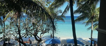 Luxury Oceanfront 1 Bedroom Condo w/Free Breakfast No Resort Fee