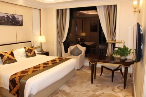 Anfu Jiangjing Hotel
