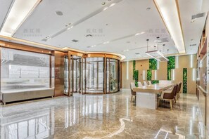 Lobby - Lavande Hotel (Harbin)