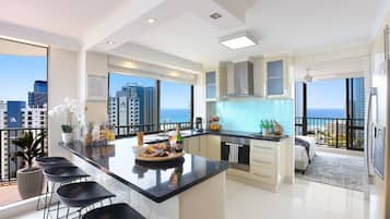 Fridge, microwave, oven, stovetop