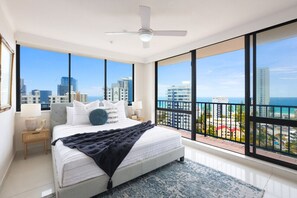 2 عدّة غرف نوم ومكتب ومكواة/لوح كي وسرير سفر