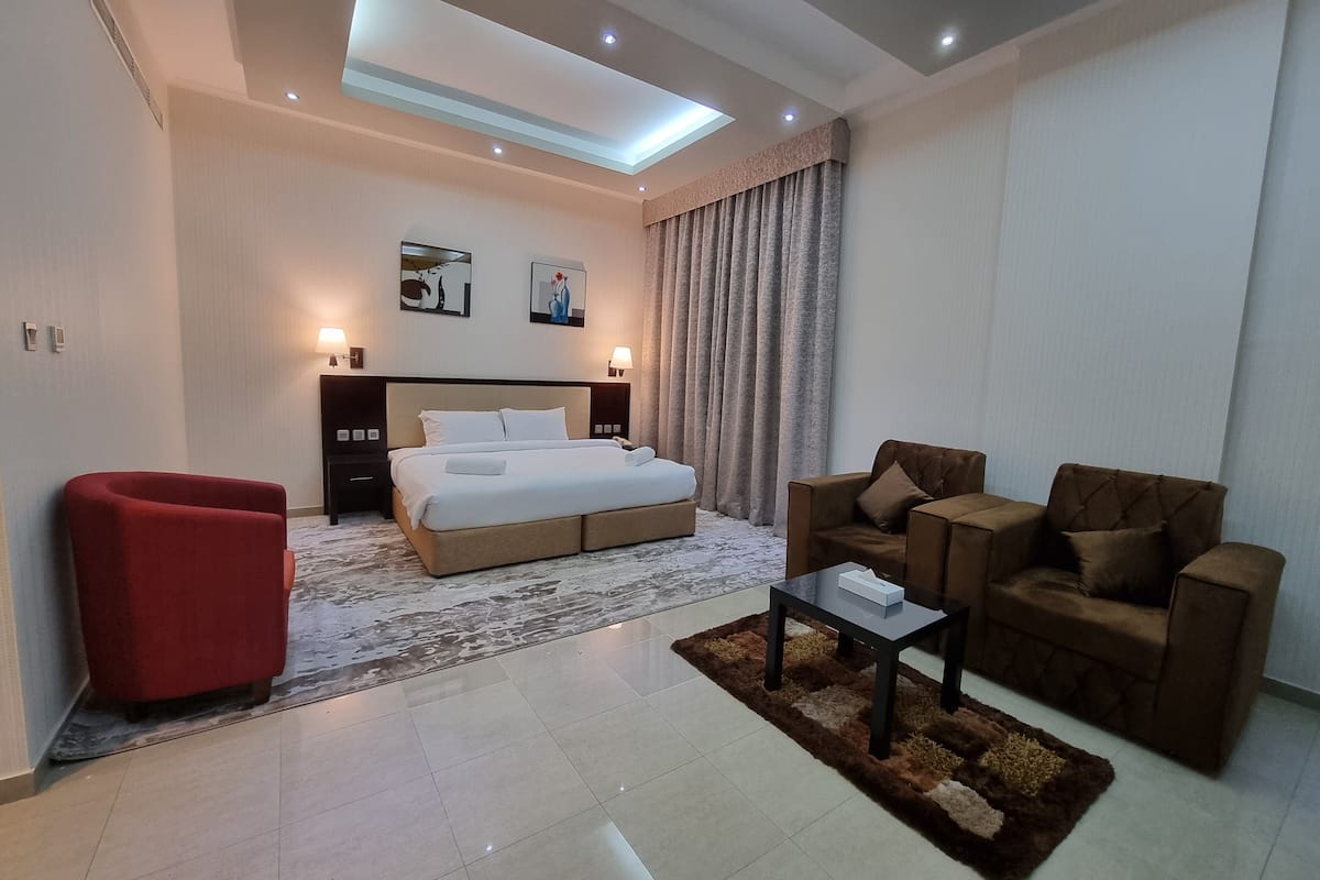 Habitació doble executiva | Roba de llit d'alta qualitat, minibar i escriptori