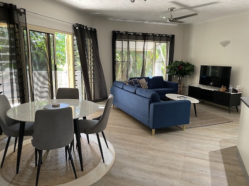 Perfect little home away from home in the tropics.