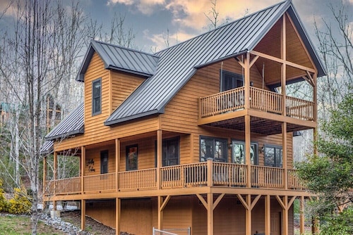 Firefly Cabin - Dog Paradise w/ Fully Fenced Yard