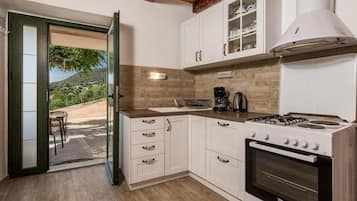 Fogão, cooktop, cafeteira/chaleira