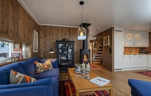 Interior - Gorgeous home in Sjusjøen with kitchen (Sjusjøen)