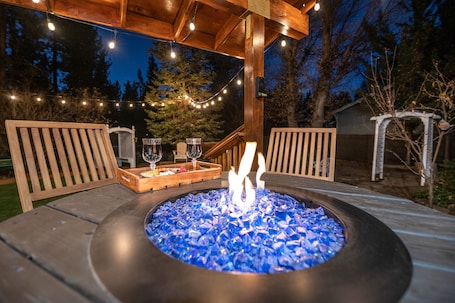 Property grounds. Near Lake & Village - Gorgeous! Fenced • Spa• EV • Fire pit • Ping Pong