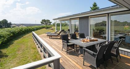 Awesome home in Millinge with WiFi