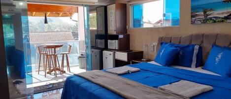 1 soverom, skrivebord og wi-fi