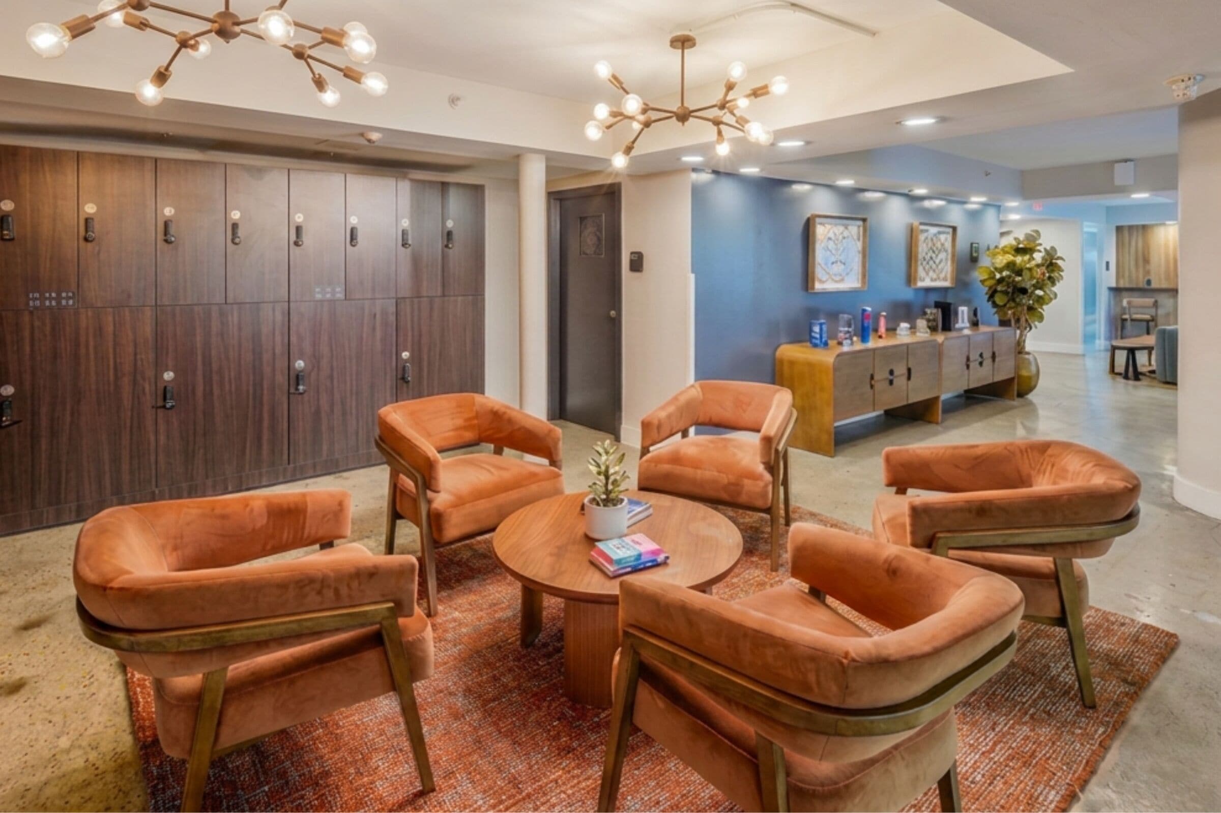 Lobby lounge